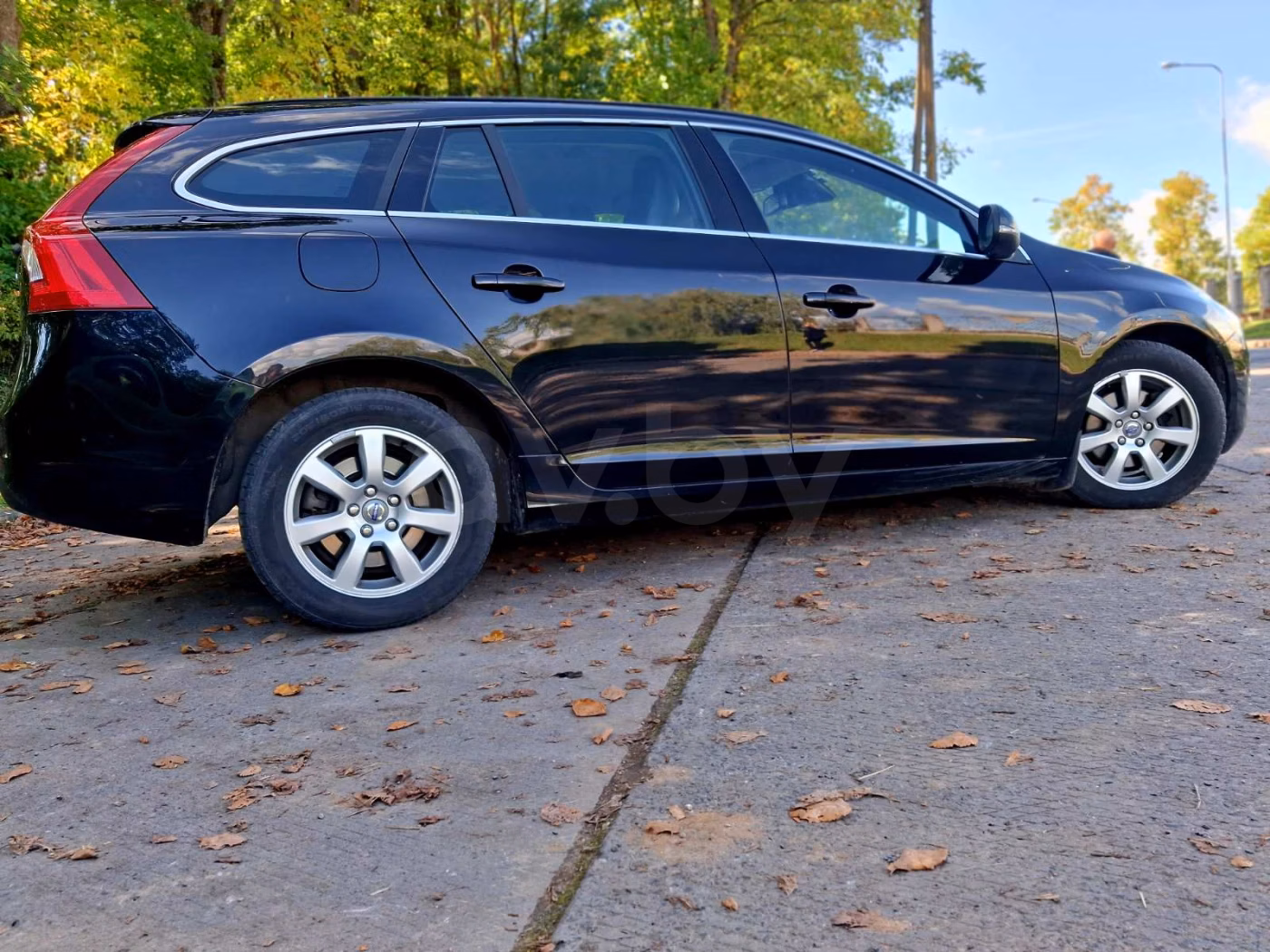 Volvo V60 фото 9