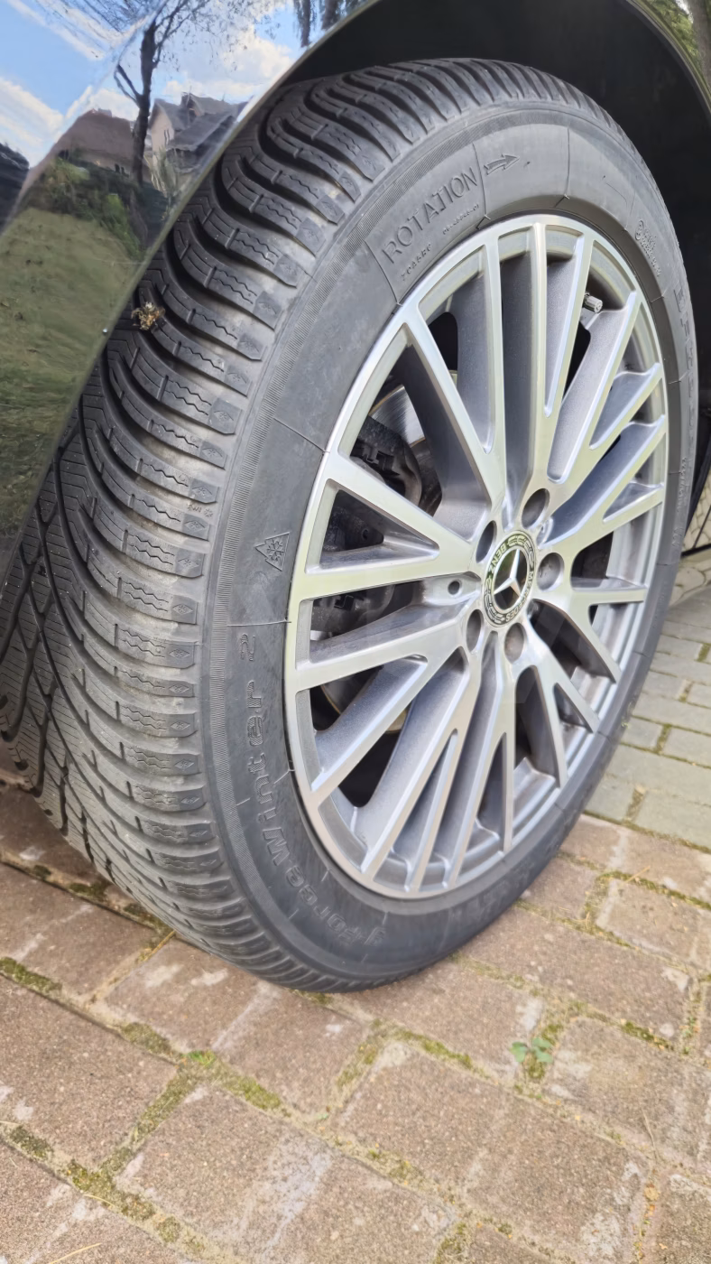 Mercedes-Benz CLA фото 13