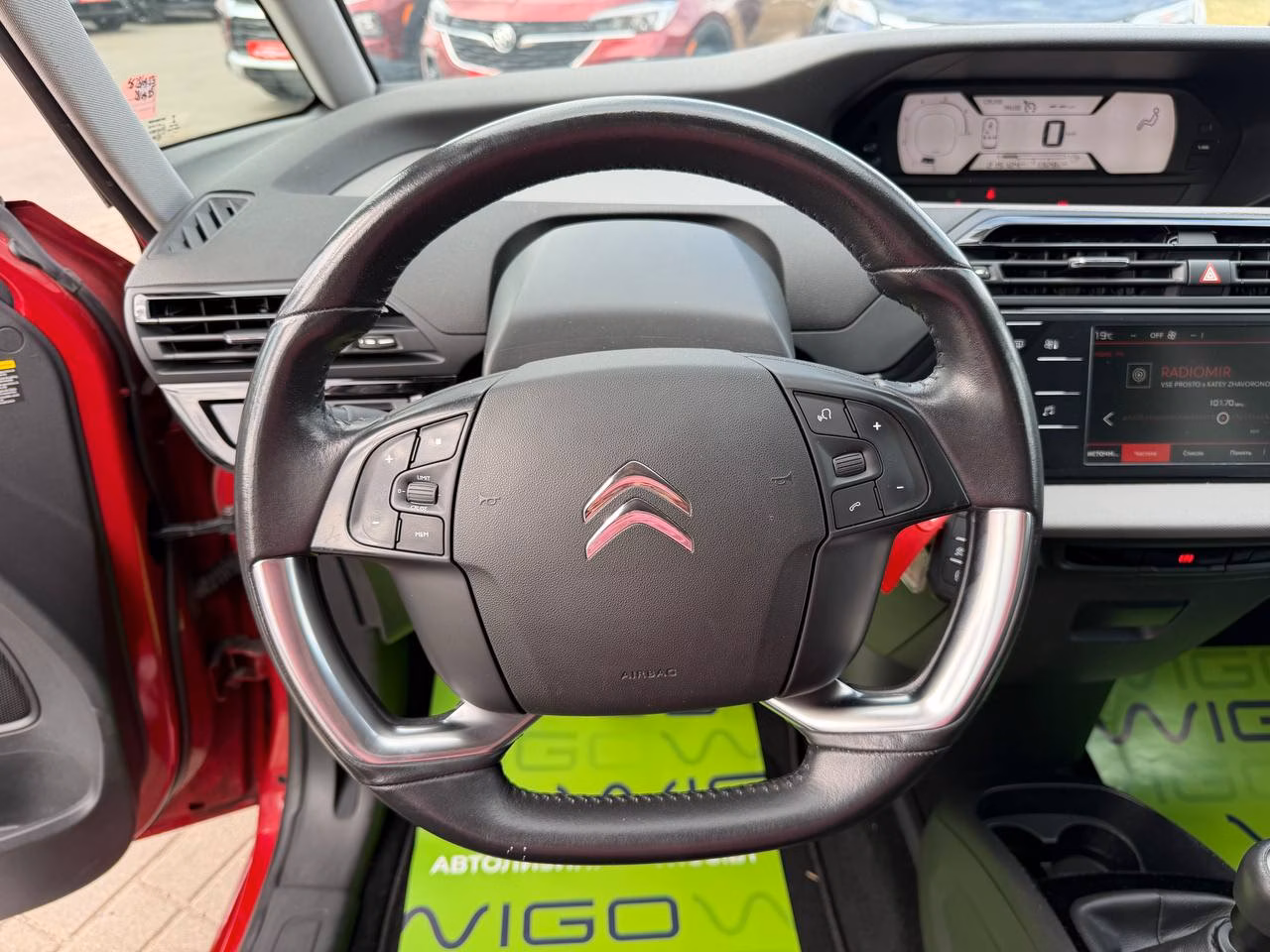Citroen C4 Picasso фото 11