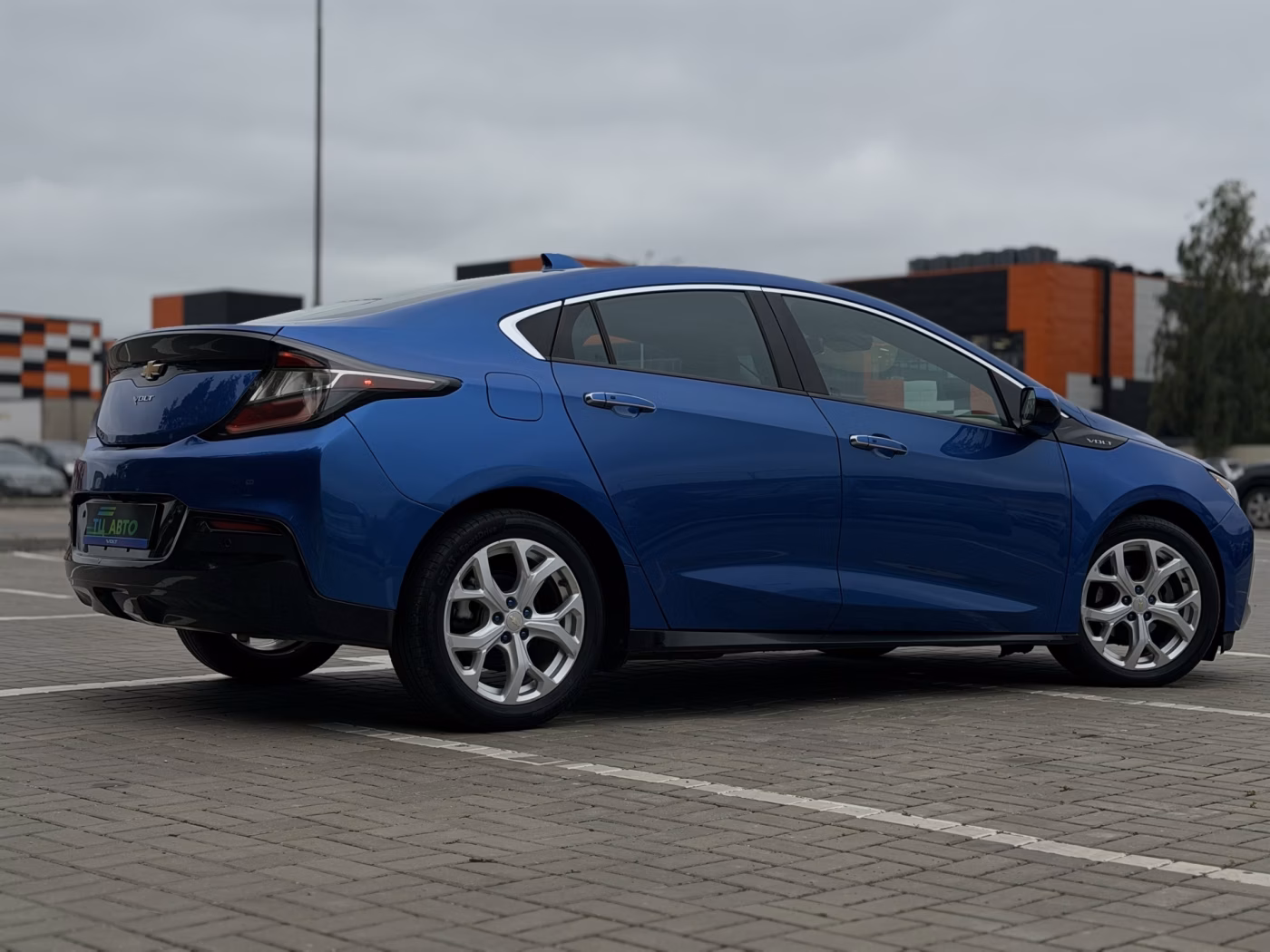 Chevrolet Volt фото 11