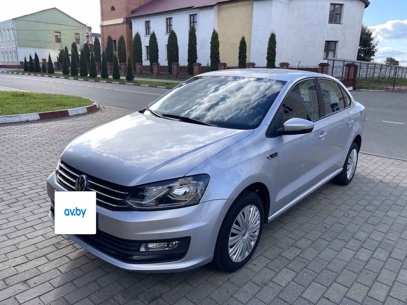 Volkswagen Polo Sedan