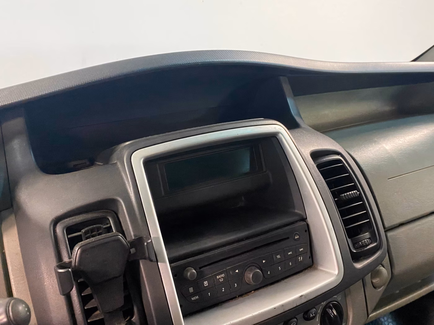 Renault Trafic фото 9