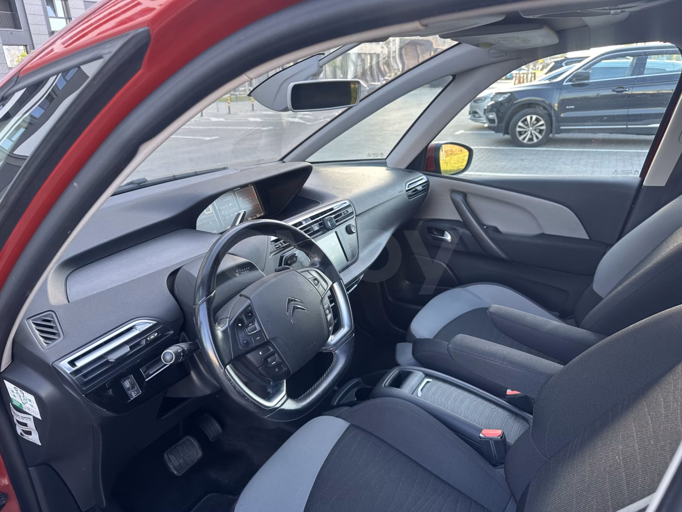 Citroen C4 Picasso фото 8