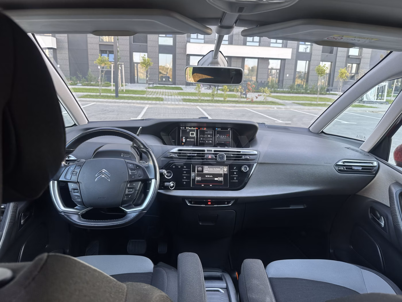 Citroen C4 Picasso фото 9