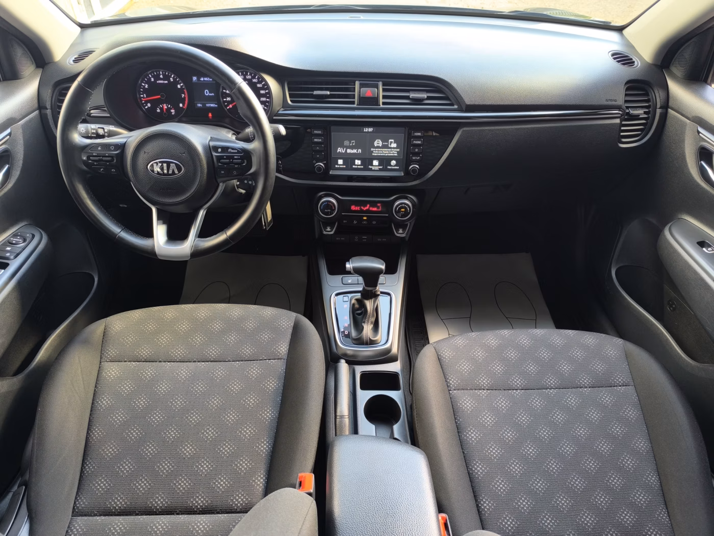 Kia Rio X (X-Line) фото 10