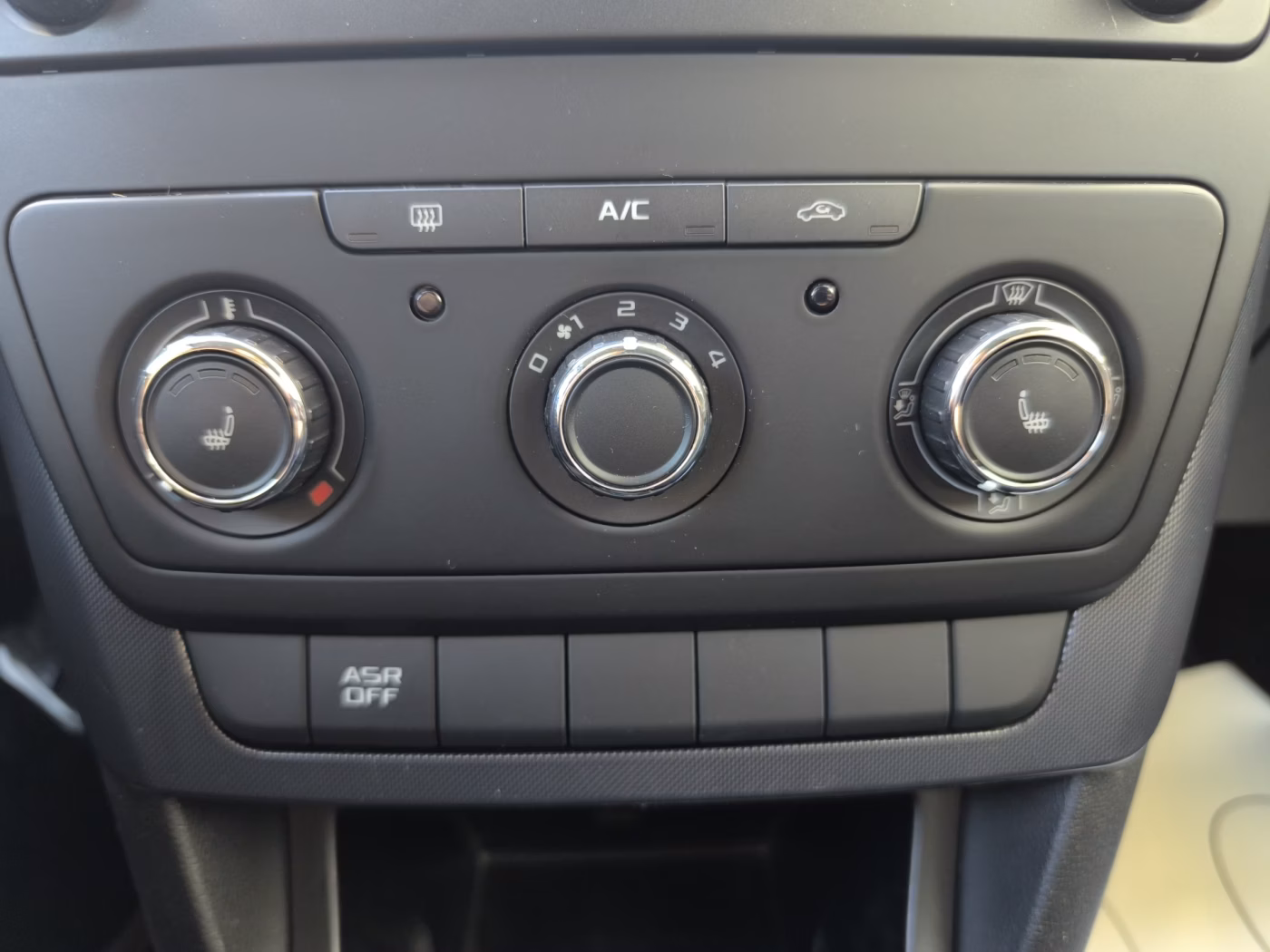 Skoda Yeti фото 18