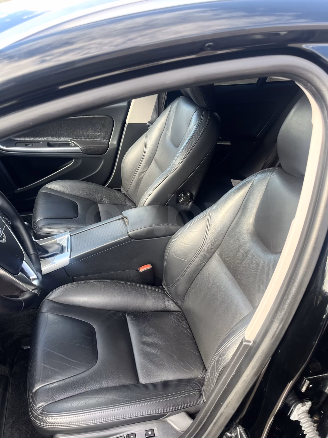 Volvo V60 фото 9