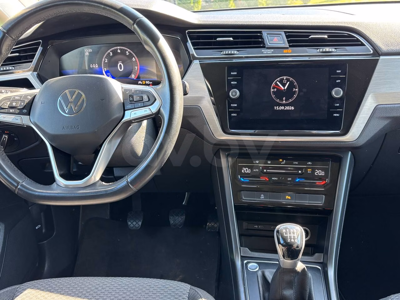 Volkswagen Touran фото 11