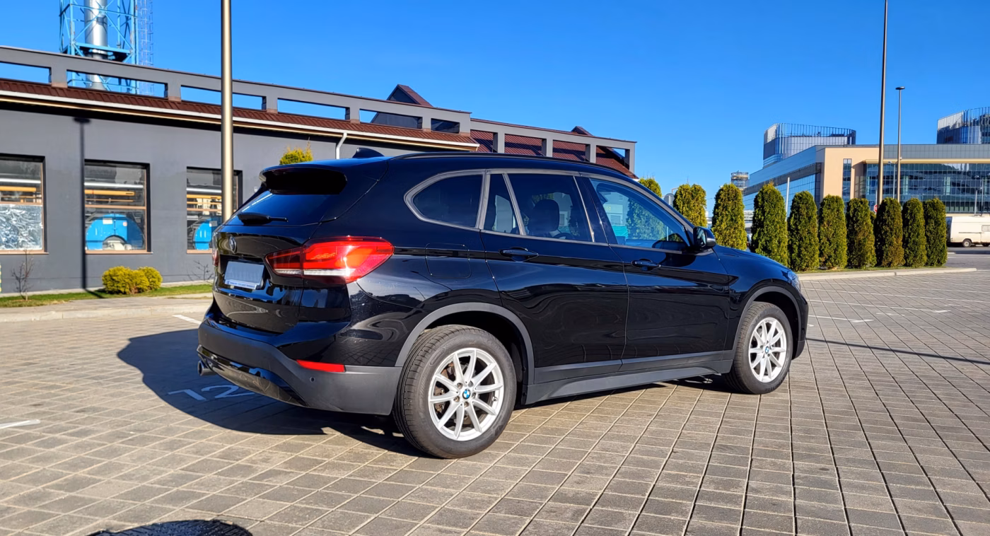 BMW X1 фото 8