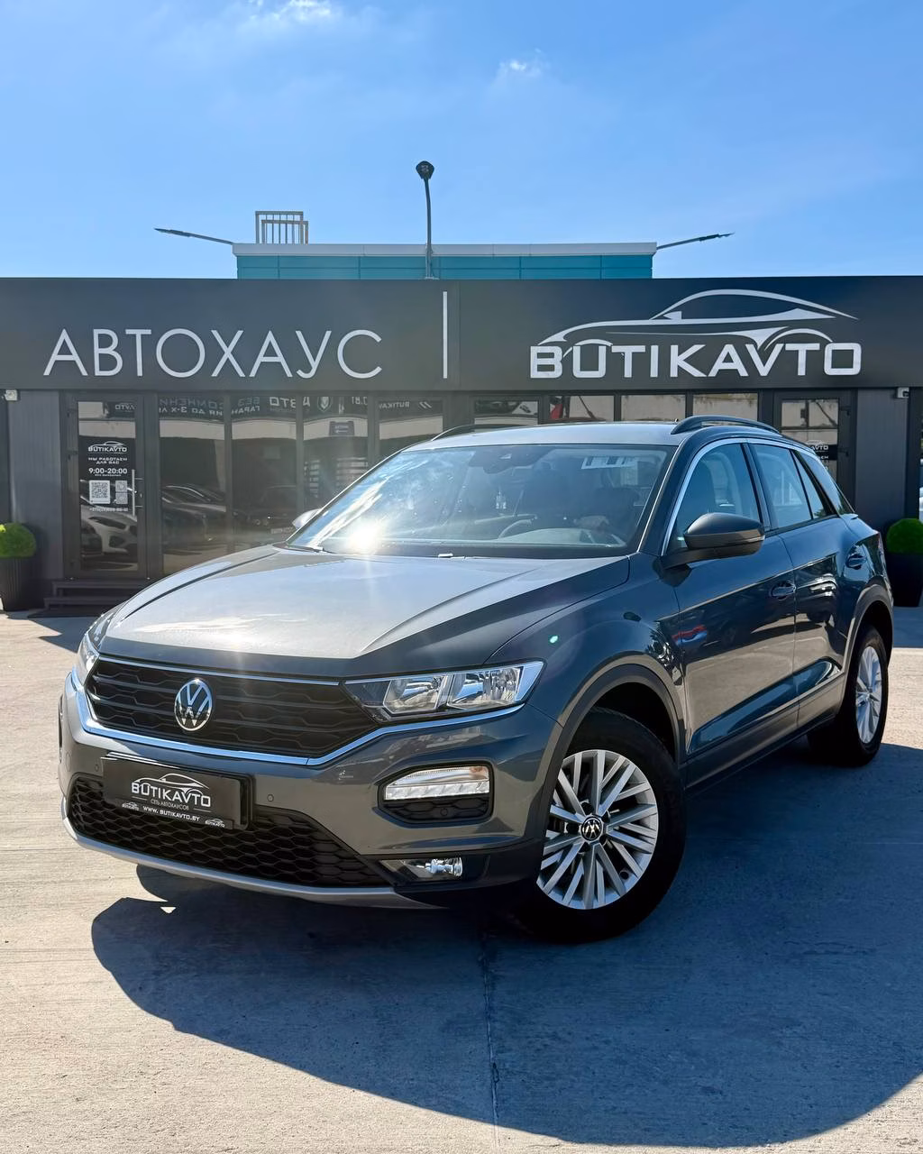 Volkswagen T-Roc фото 3