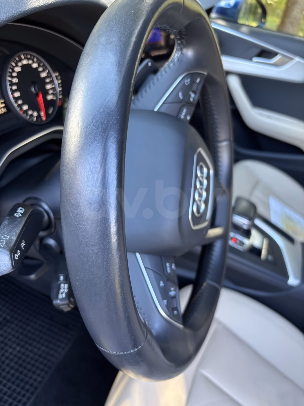 Audi A4 фото 23