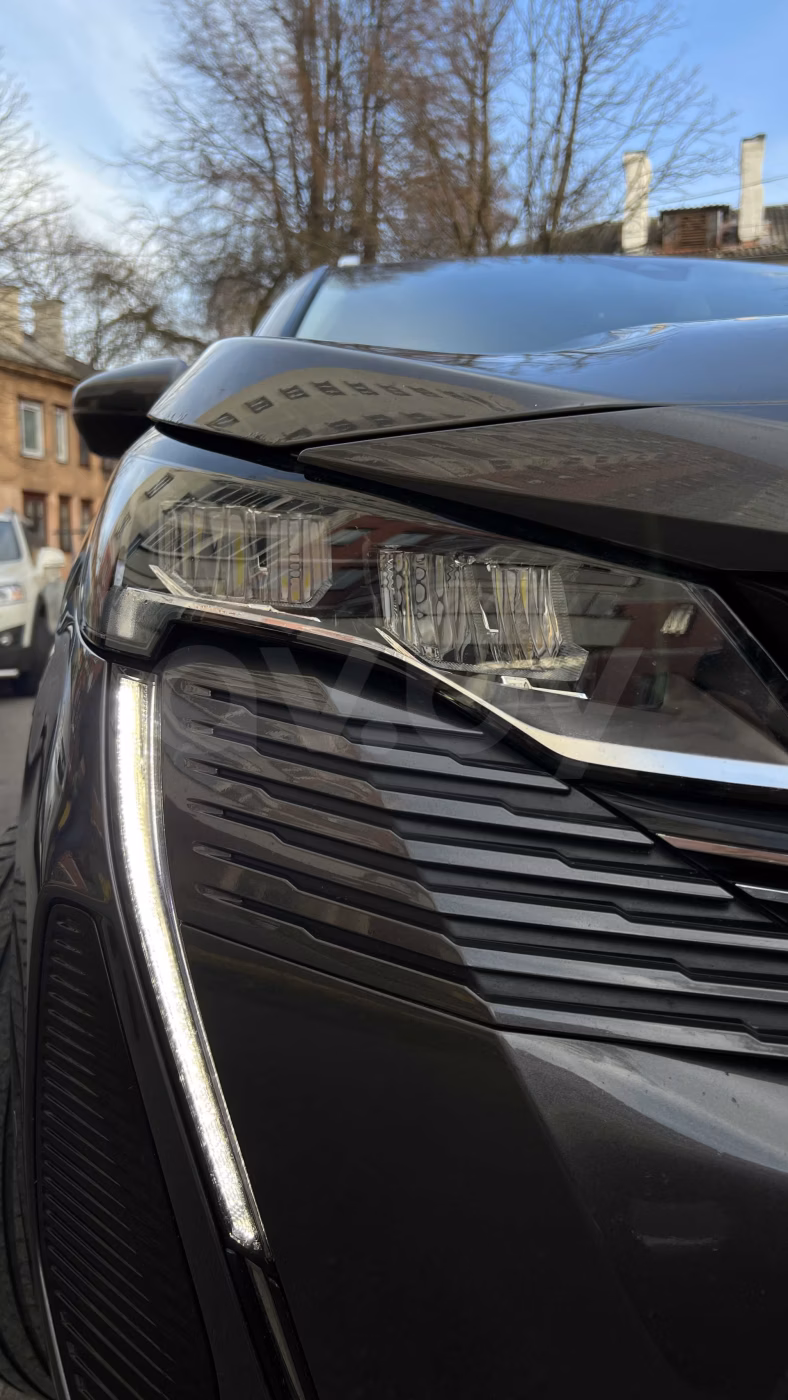 Peugeot 5008 фото 3