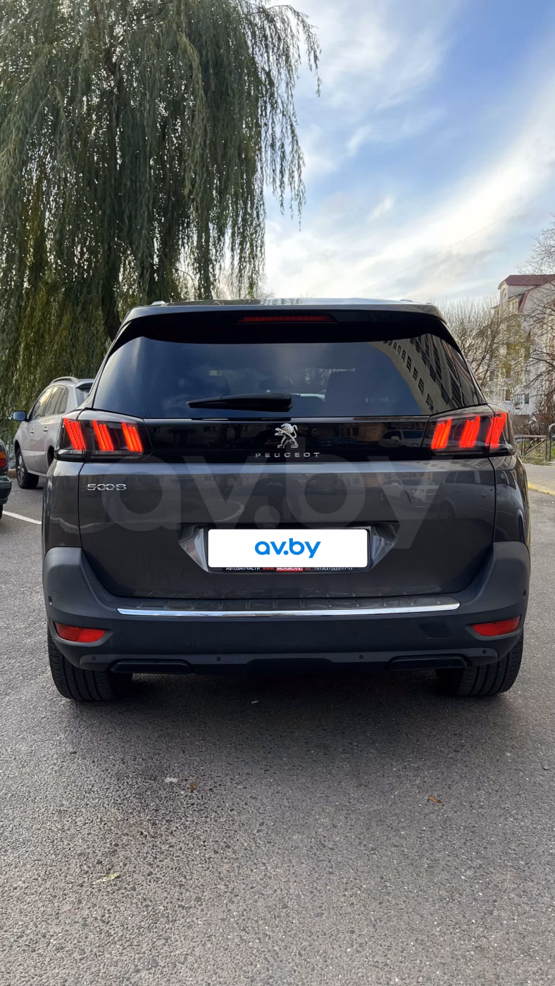 Peugeot 5008 фото 6
