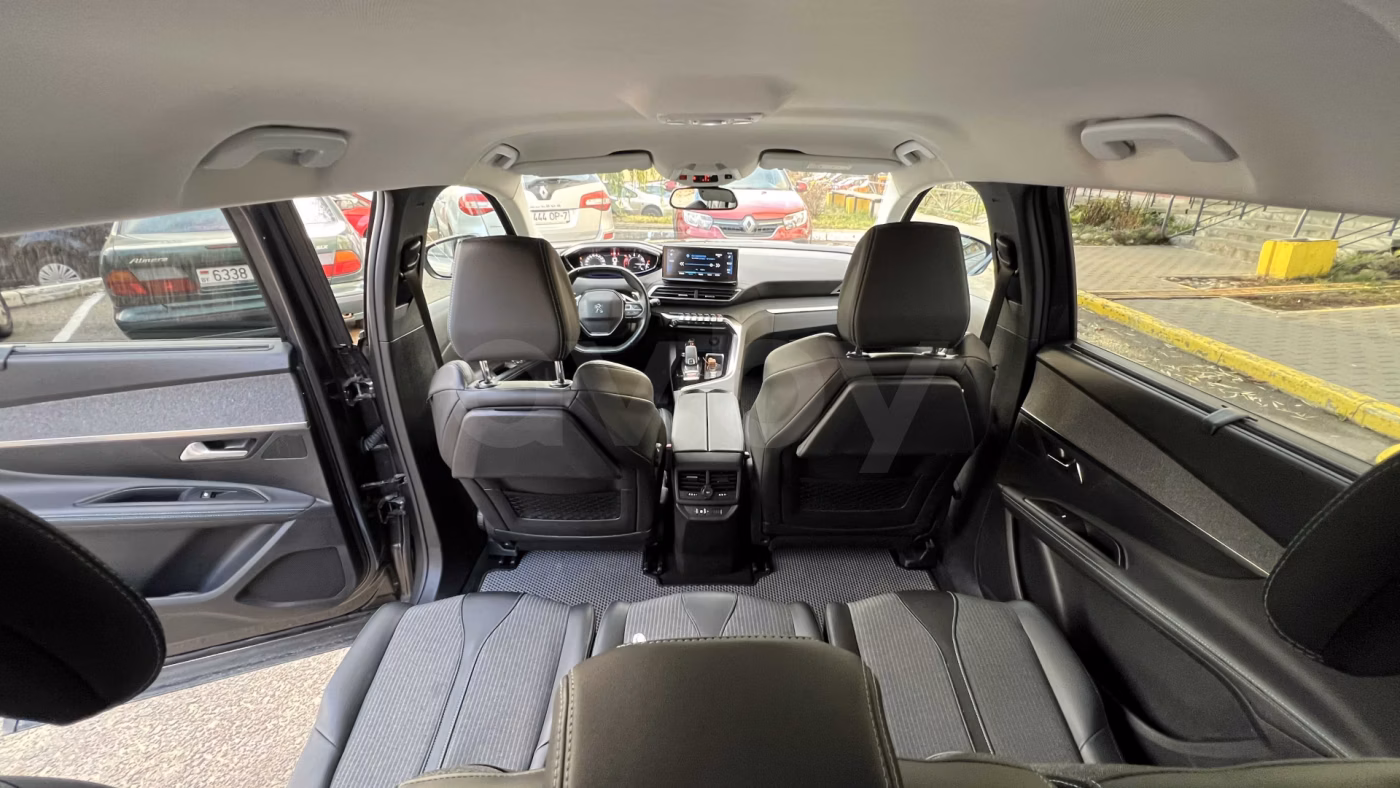 Peugeot 5008 фото 17