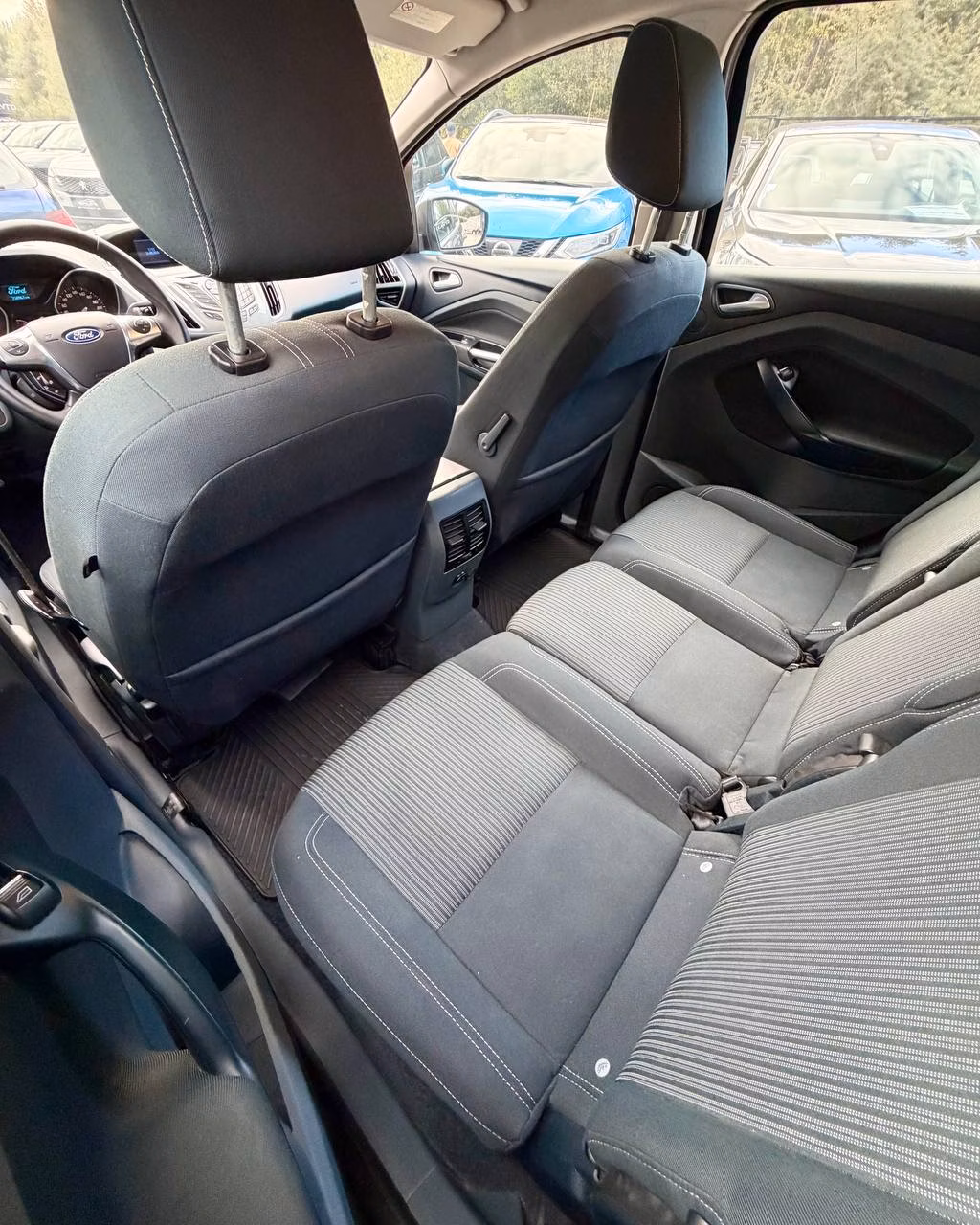 Ford C-MAX фото 19