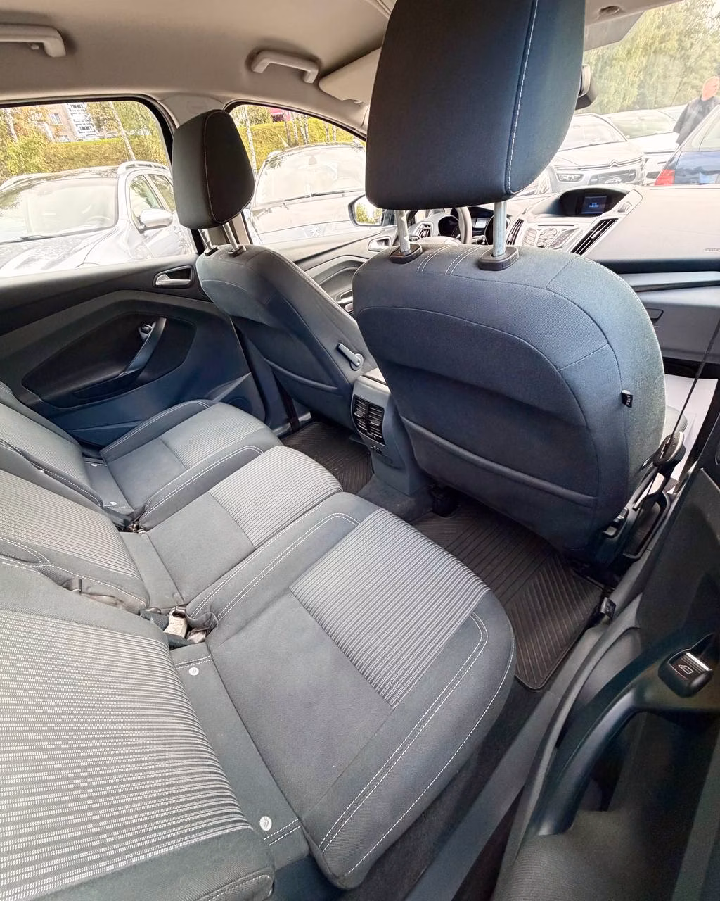 Ford C-MAX фото 20