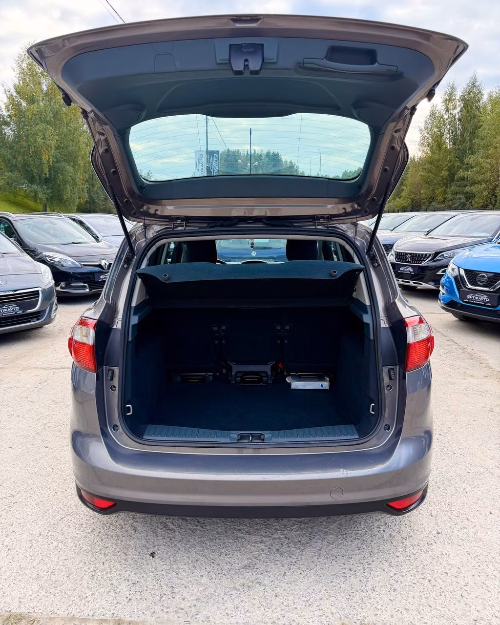 Ford C-MAX фото 21