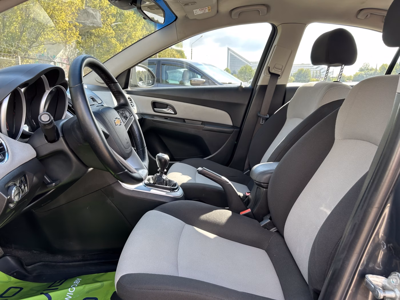 Chevrolet Cruze фото 10
