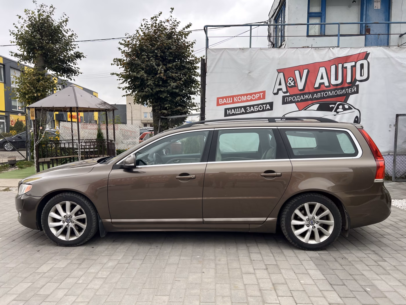 Volvo V70 фото 5