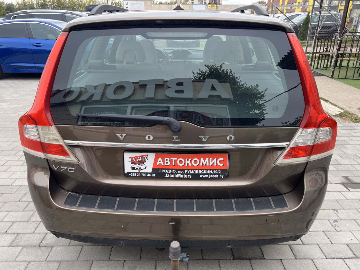 Volvo V70 фото 8