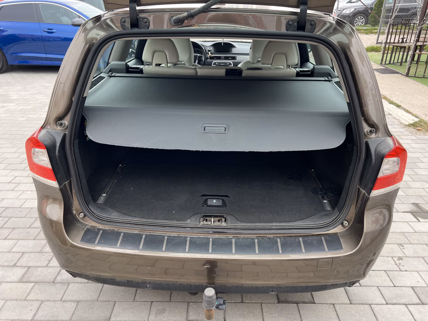 Volvo V70 фото 11