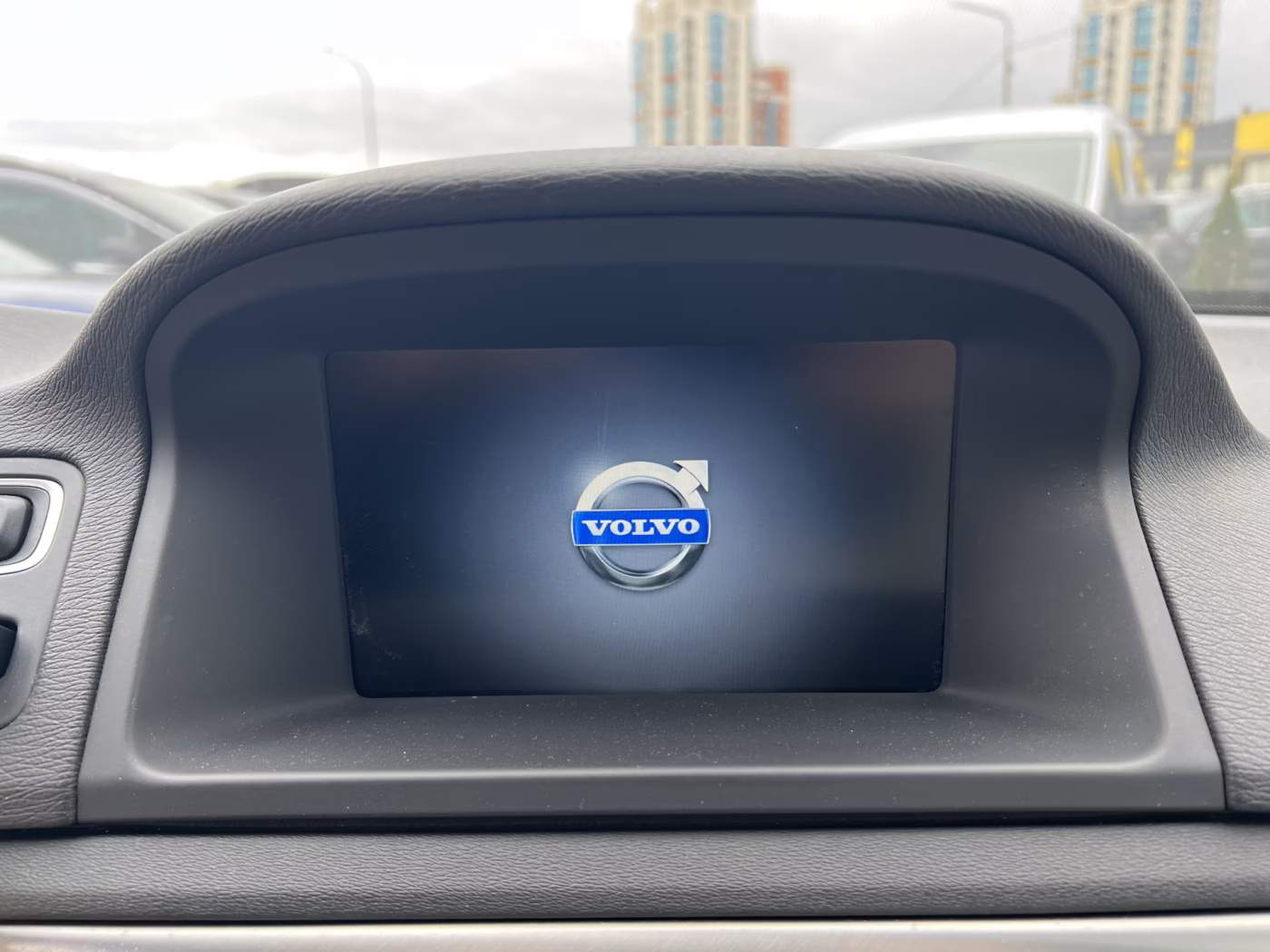 Volvo V70 фото 26