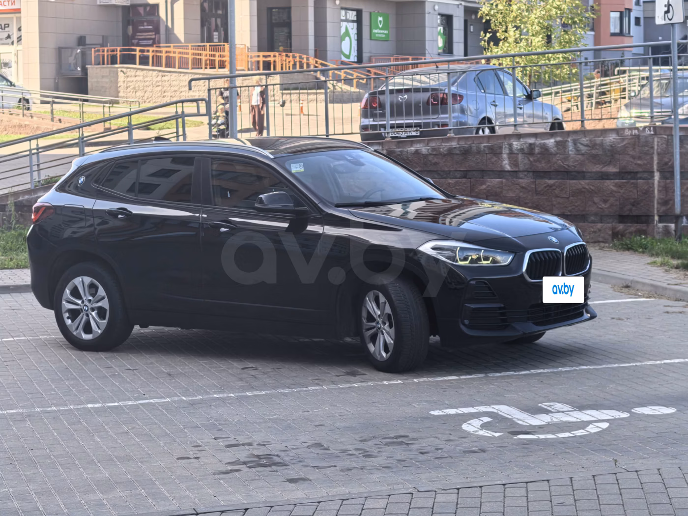 BMW X2