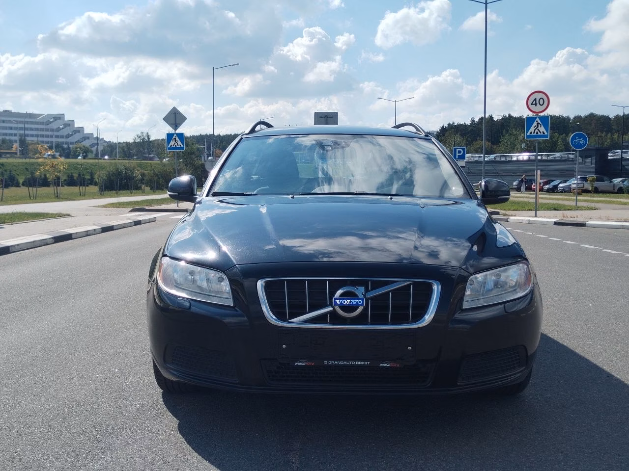 Volvo V70 фото 3