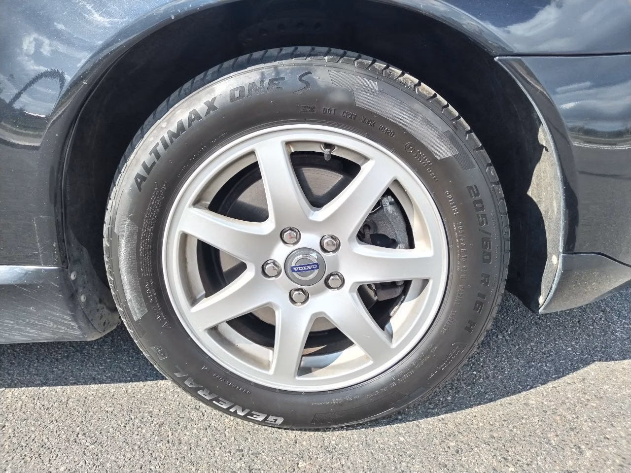 Volvo V70 фото 10