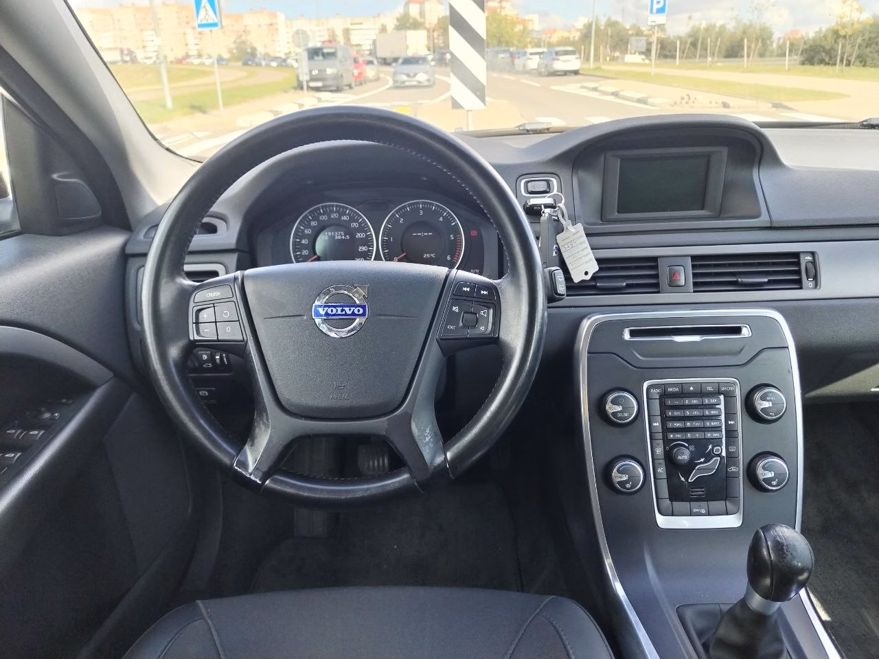 Volvo V70 фото 23