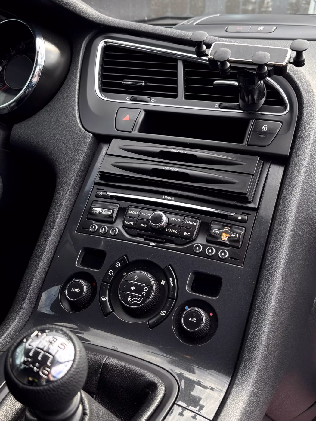 Peugeot 5008 фото 14