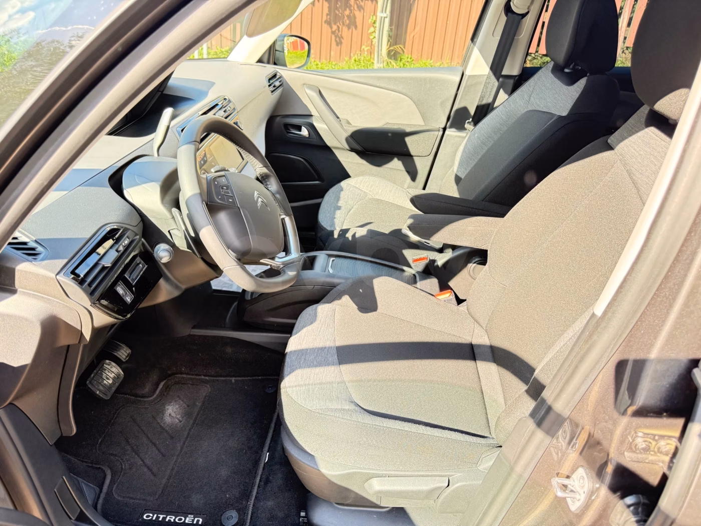 Citroen C4 Grand Spacetourer фото 14