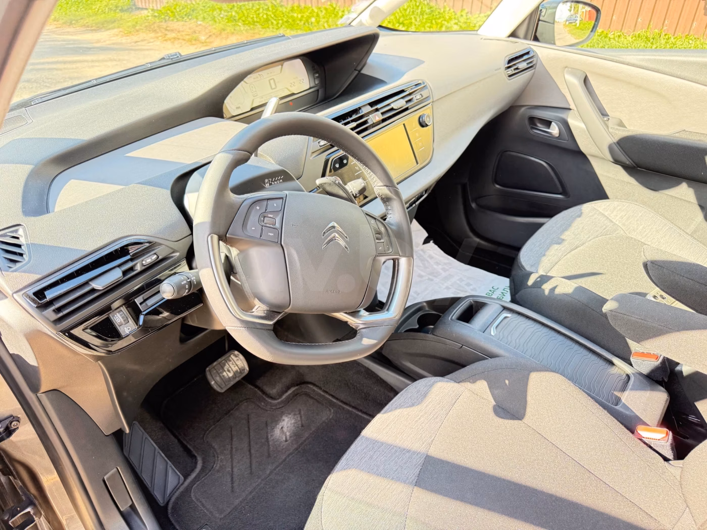 Citroen C4 Grand Spacetourer фото 18