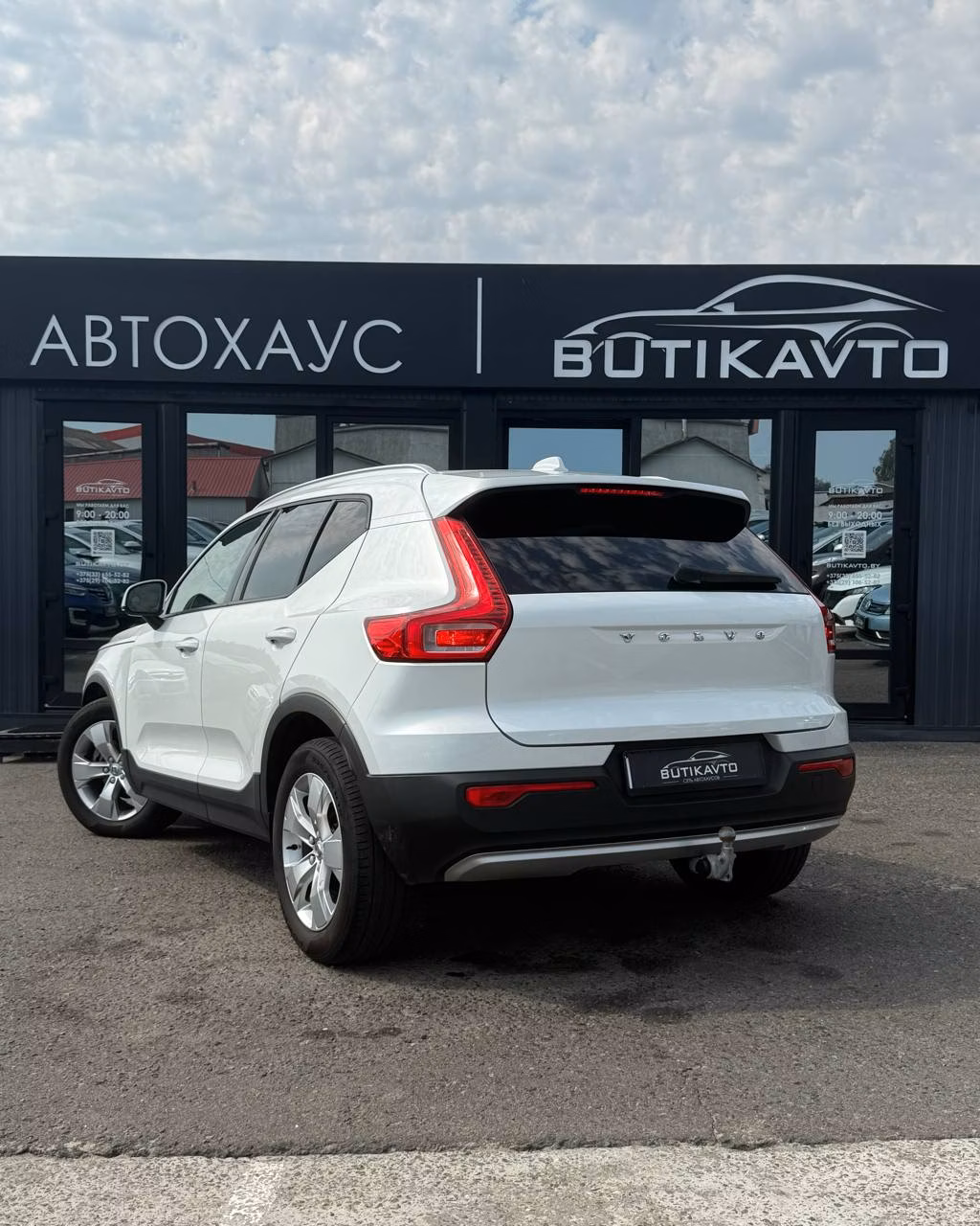 Volvo XC40 фото 4