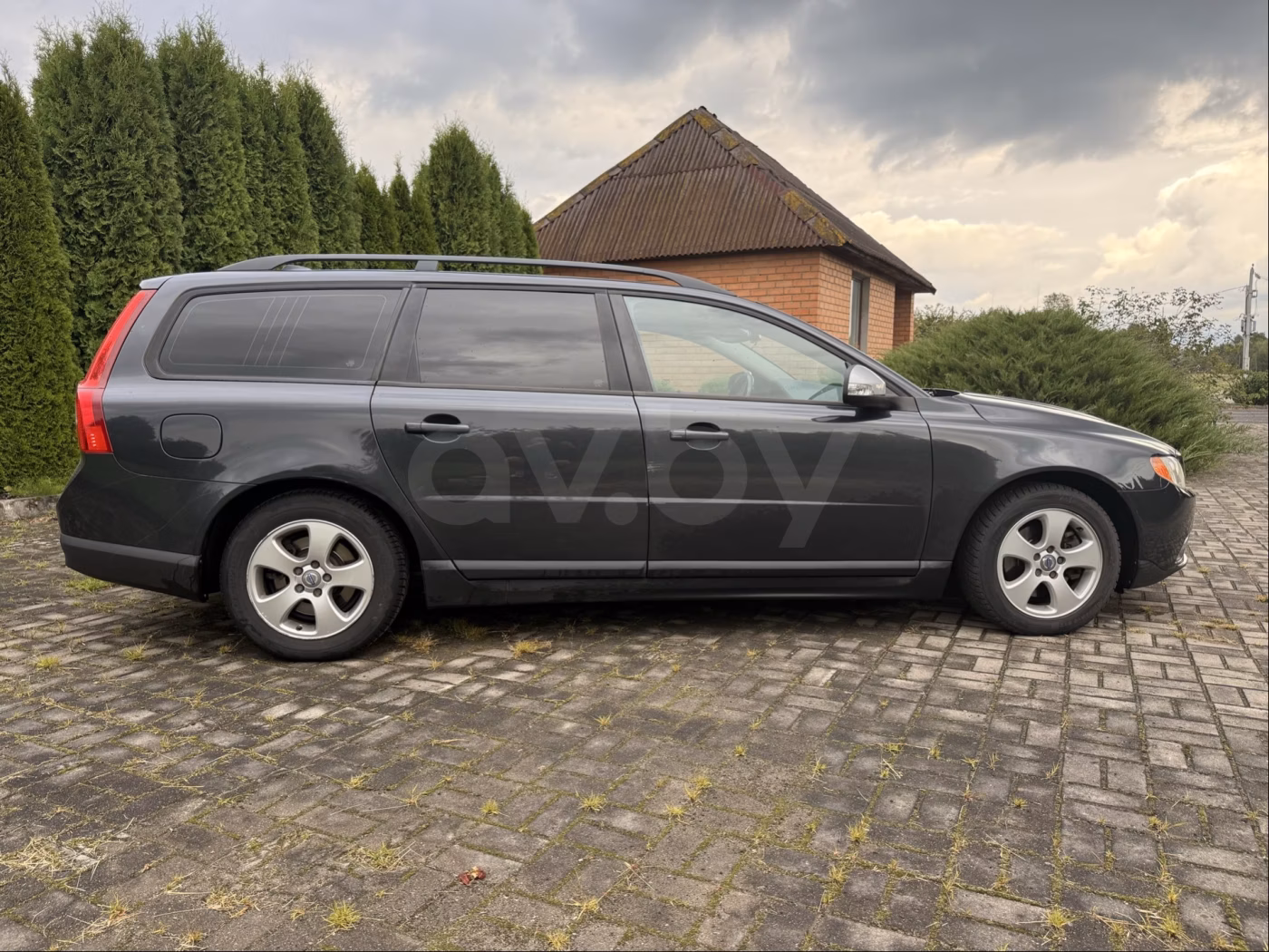 Volvo V70 фото 3