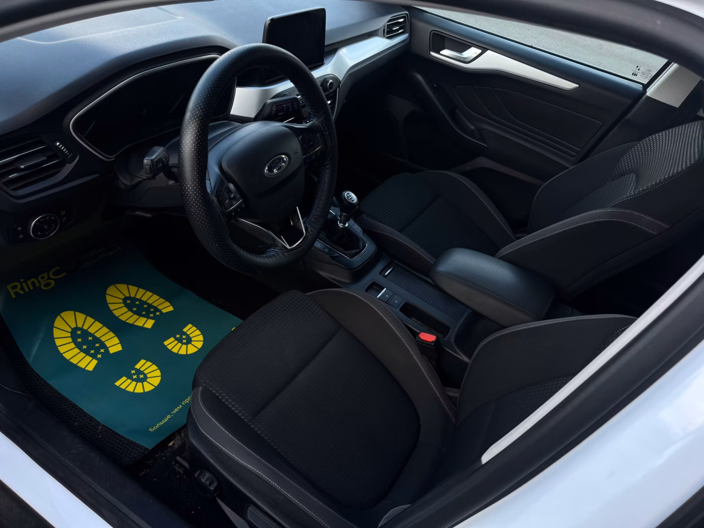 Ford Focus фото 9