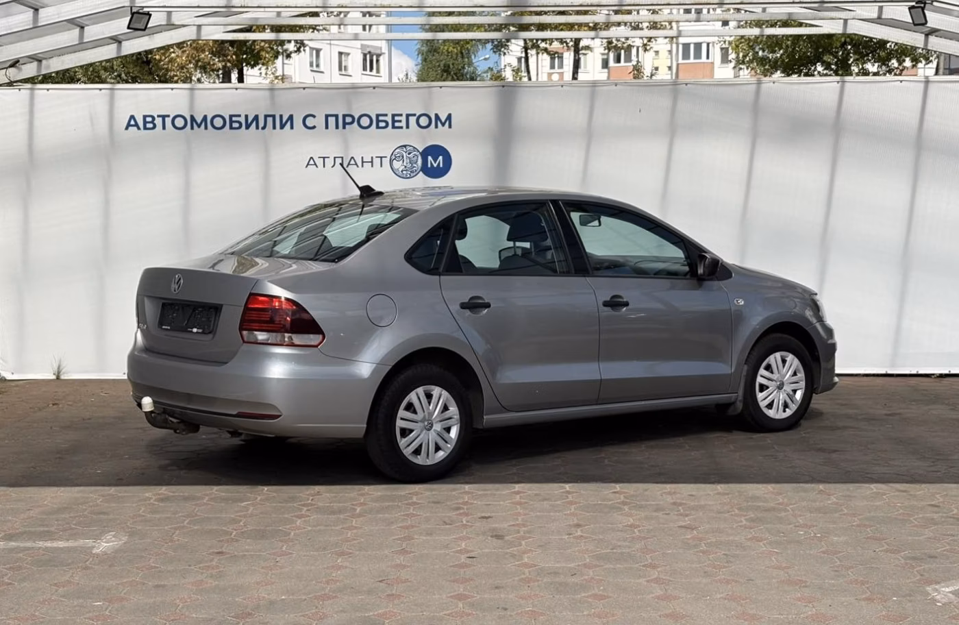 Volkswagen Polo Sedan фото 2