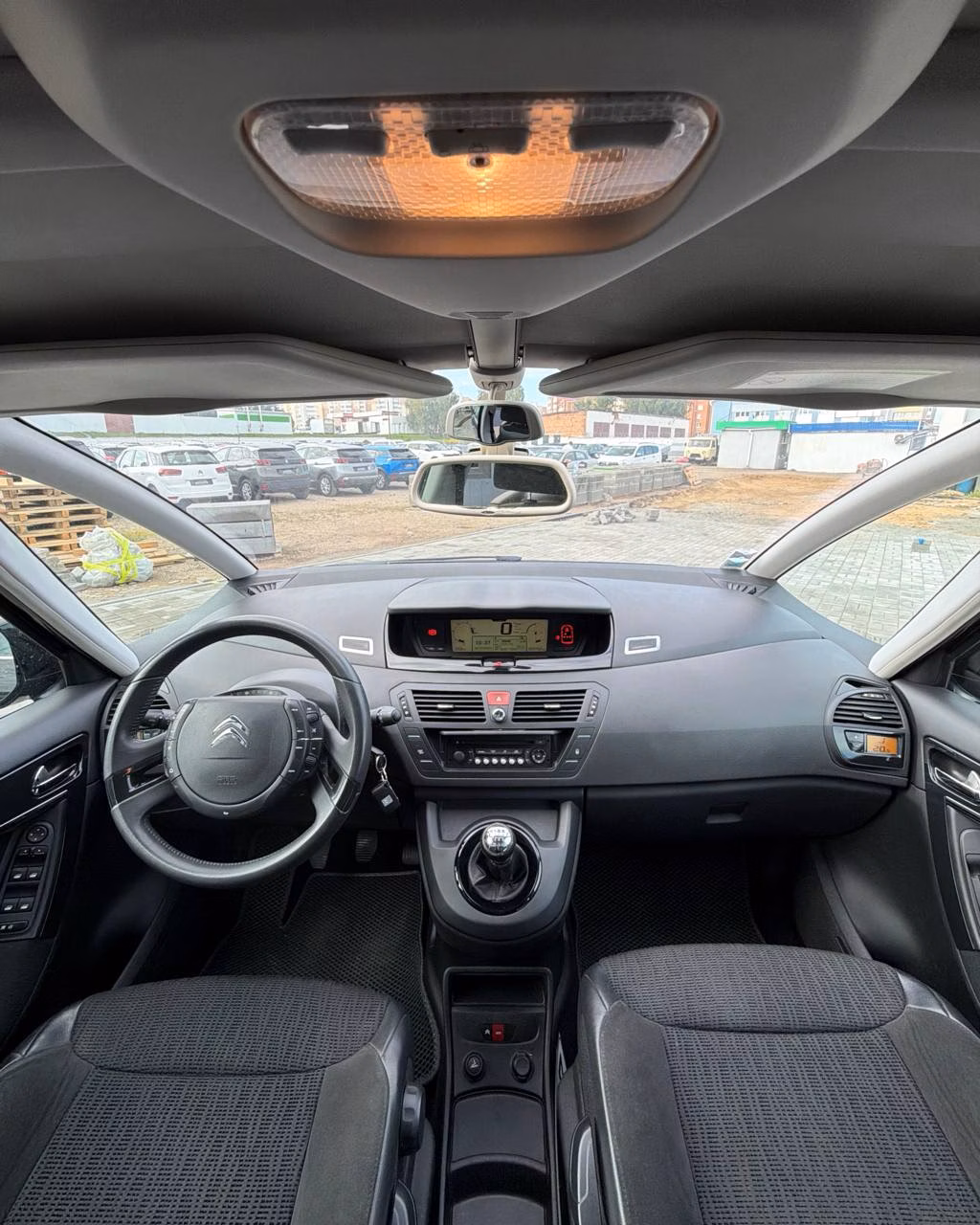 Citroen C4 Grand Picasso фото 11