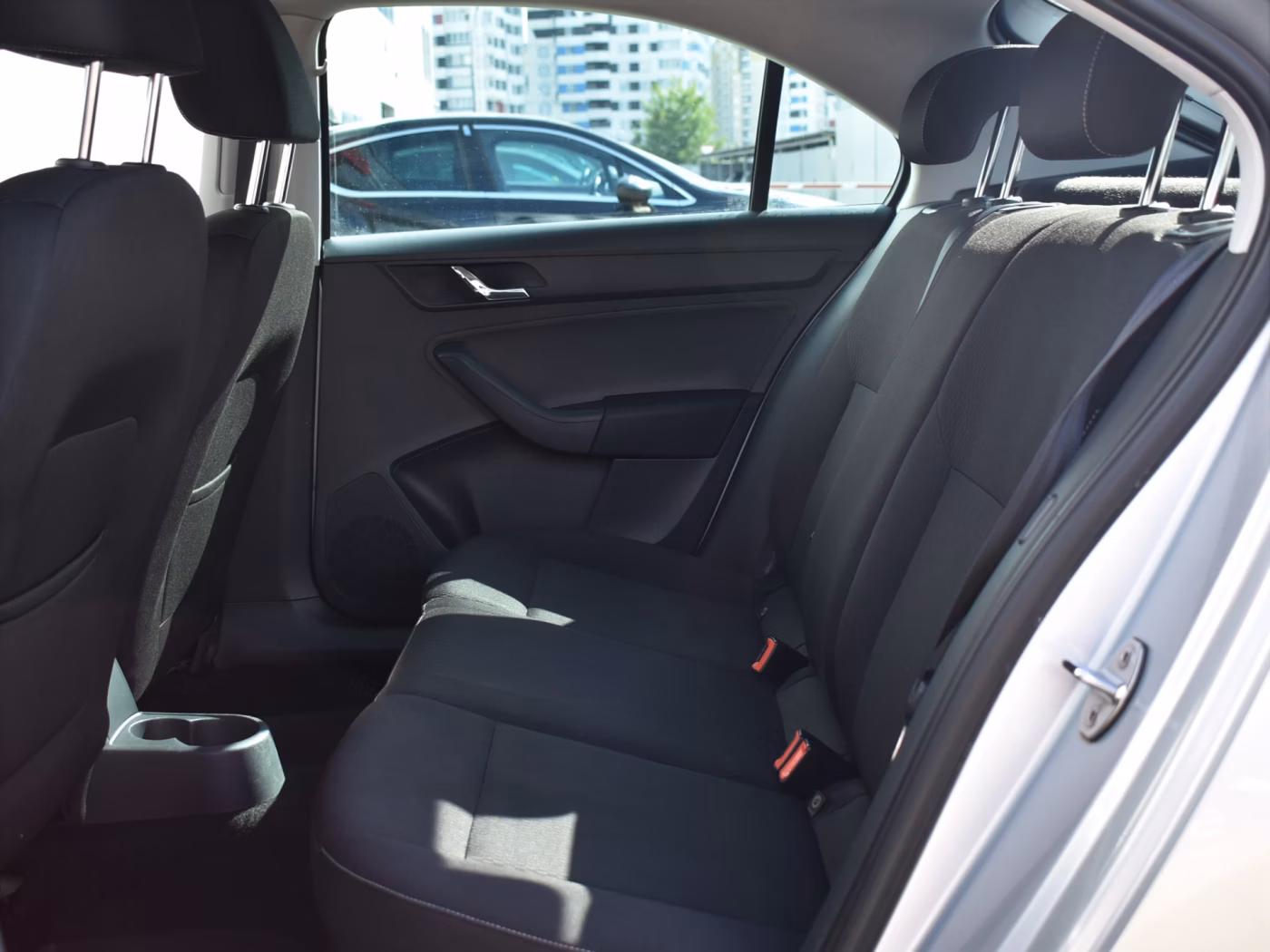 Skoda Rapid фото 12