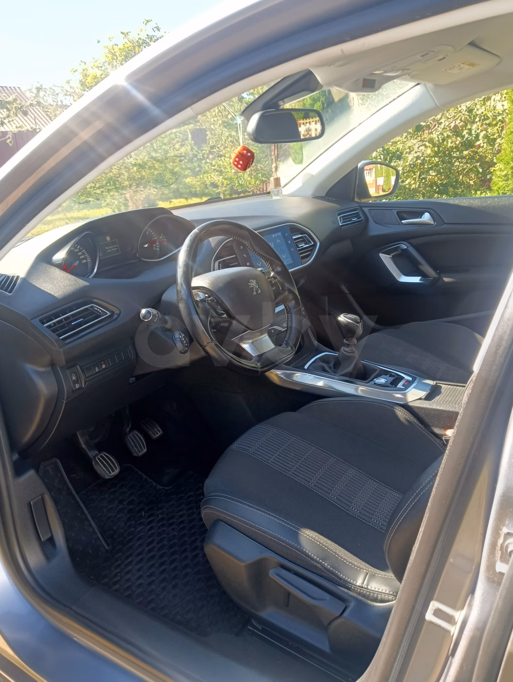Peugeot 308 фото 18