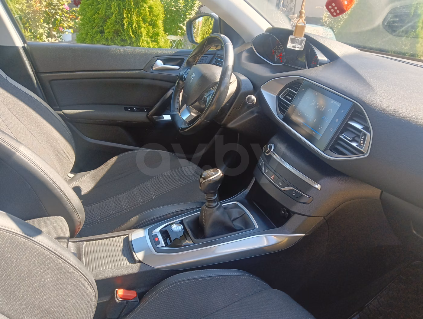 Peugeot 308 фото 16