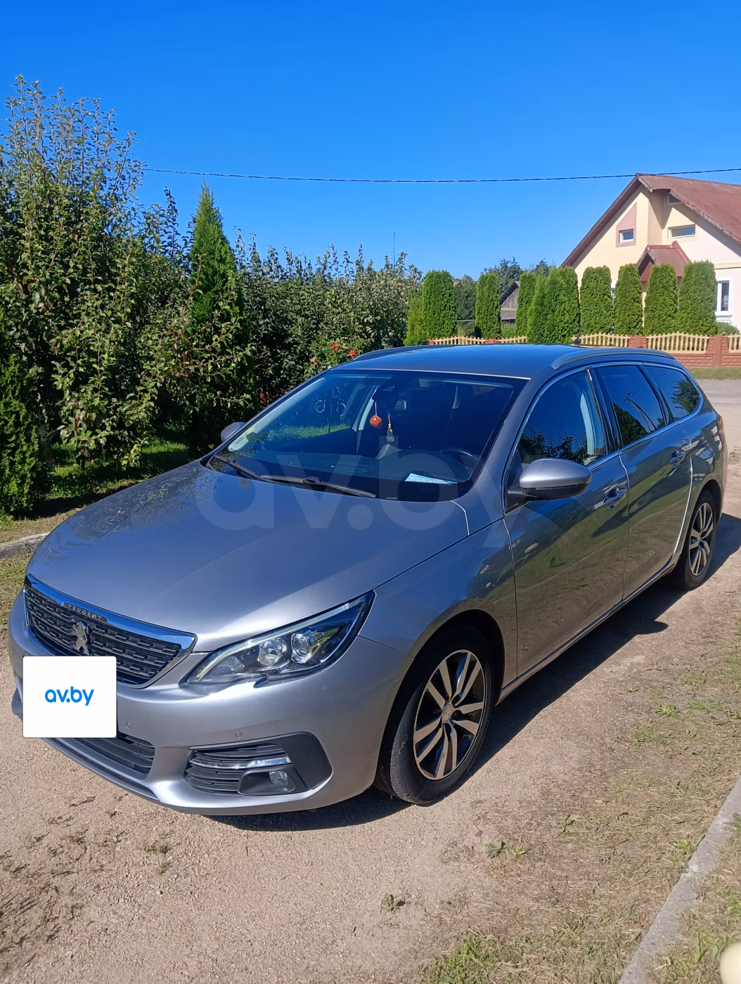 Peugeot 308 фото 9