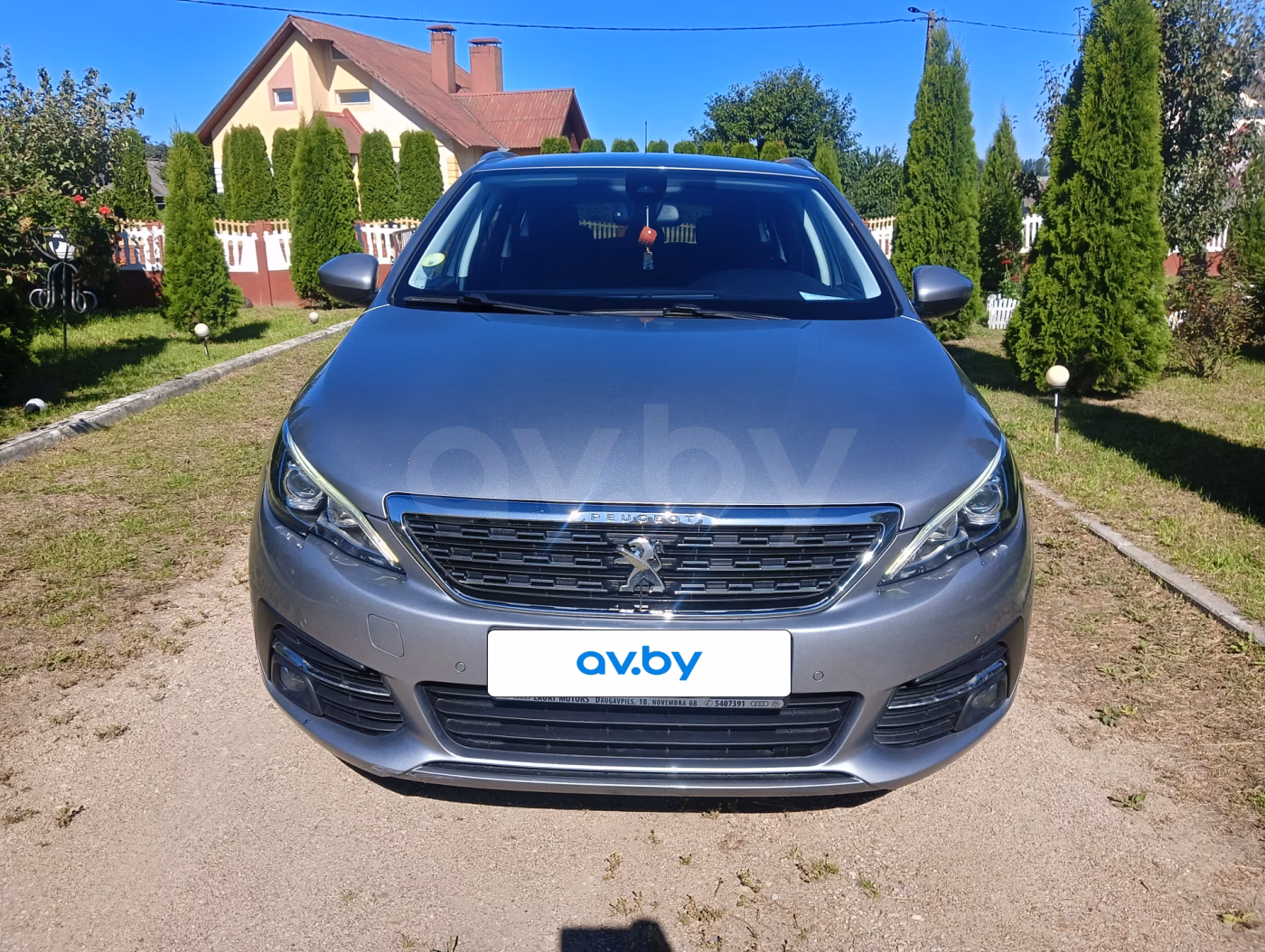 Peugeot 308 фото 6