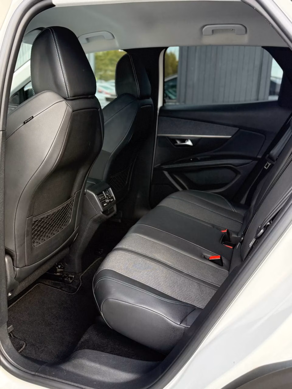 Peugeot 3008 фото 10