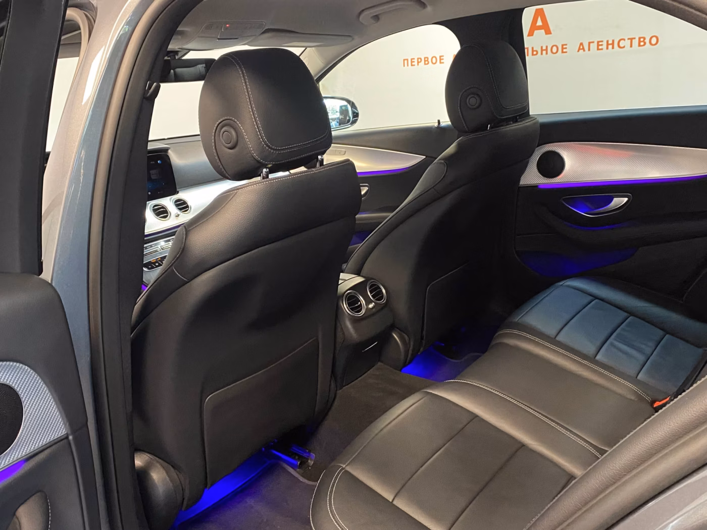 Mercedes-Benz E-Класс фото 7