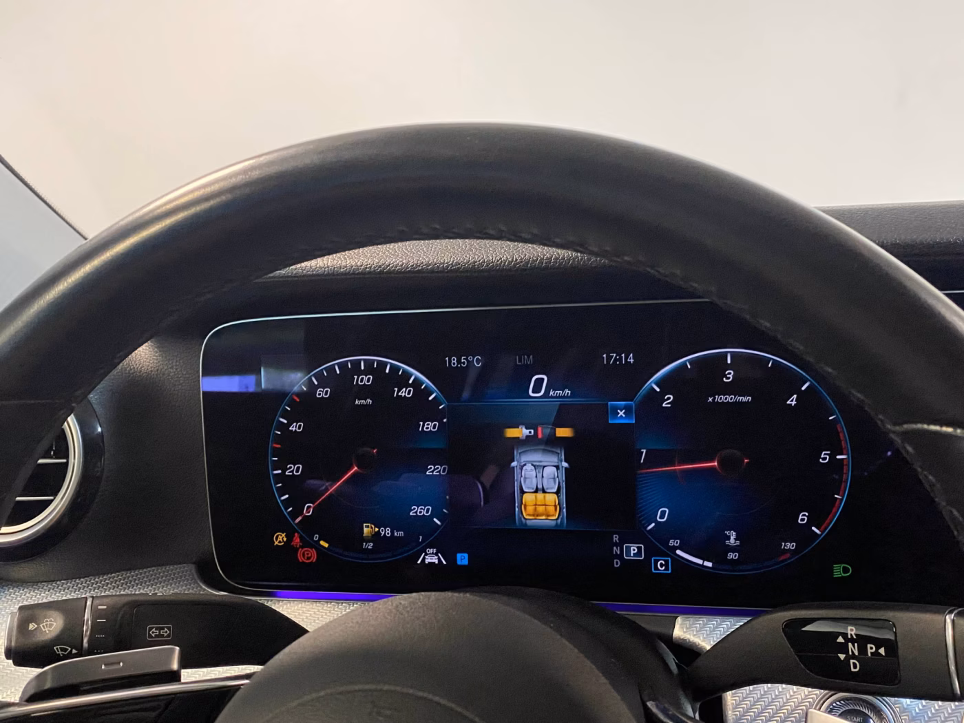 Mercedes-Benz E-Класс фото 10