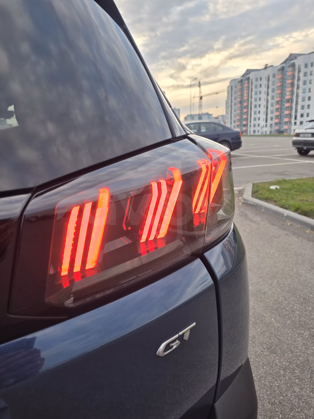 Peugeot 5008 фото 12