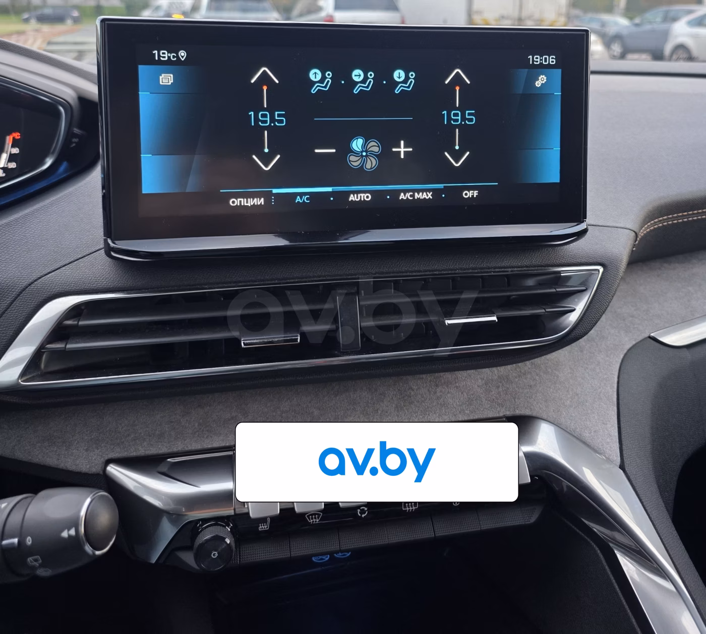 Peugeot 5008 фото 24