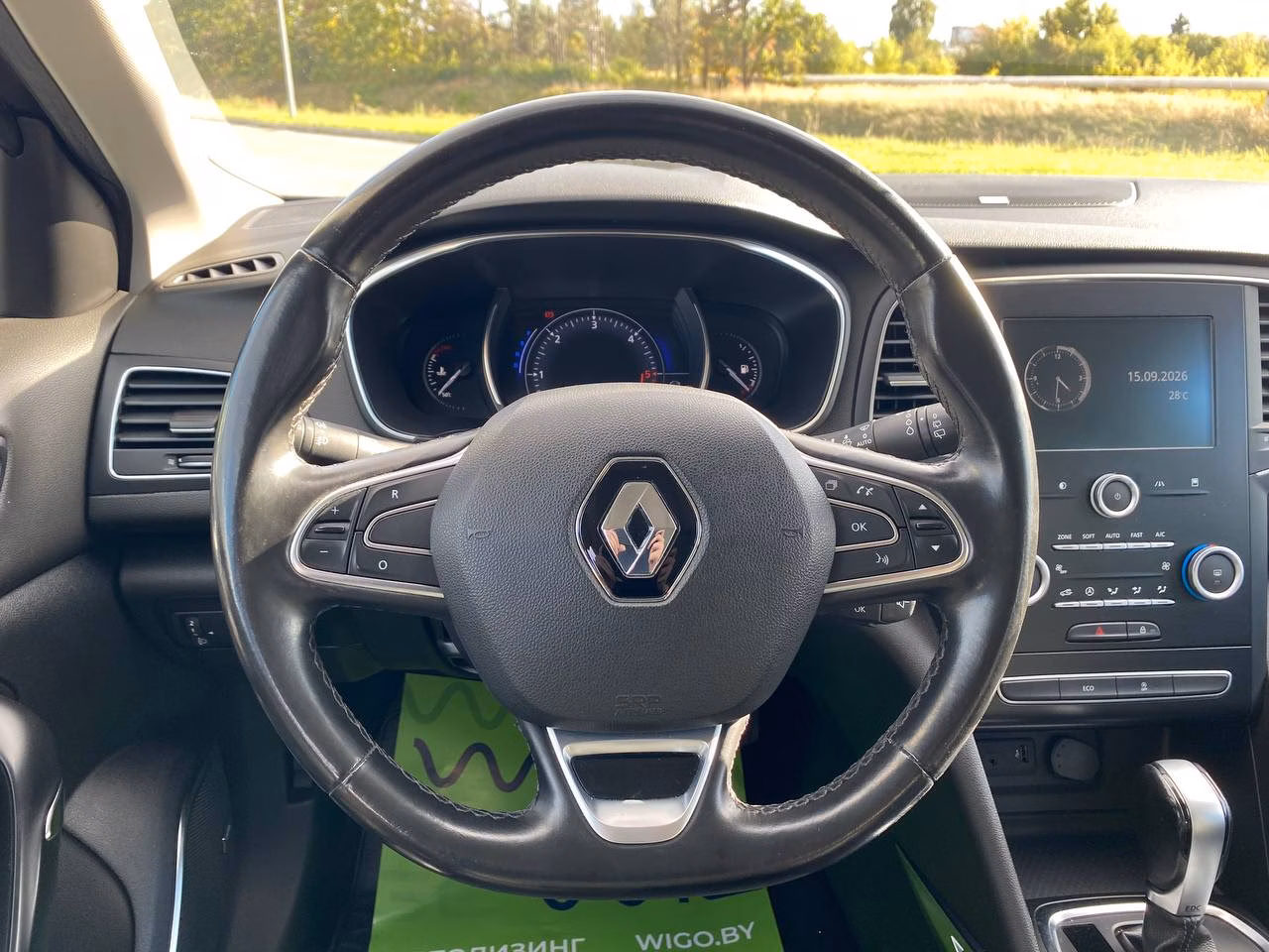 Renault Megane фото 10