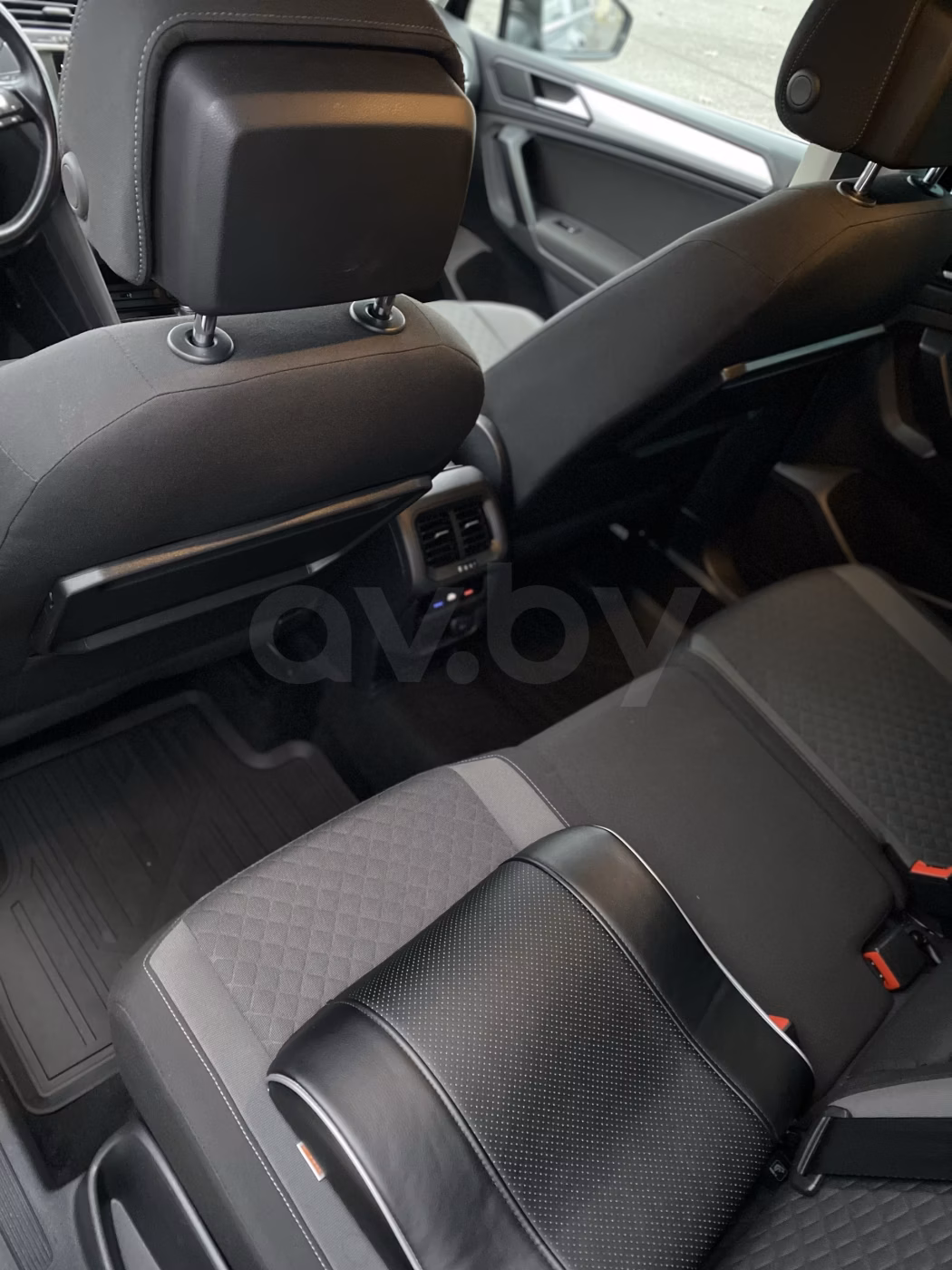 Volkswagen Tiguan фото 9